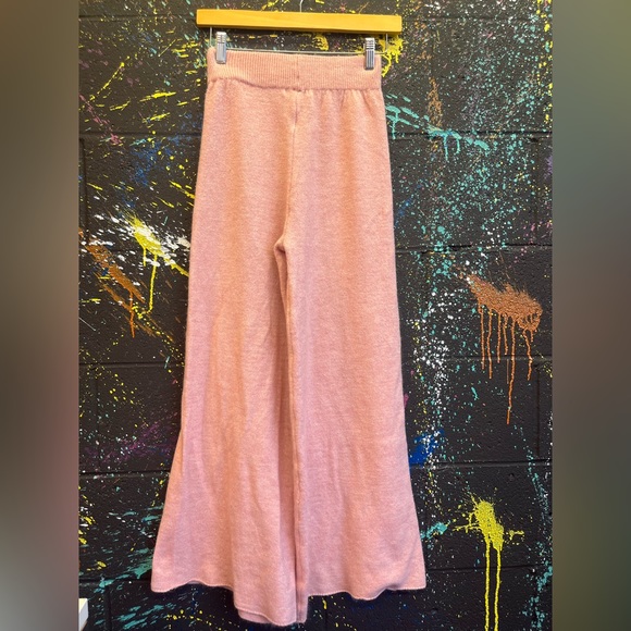 SINCERELY JULES TWO PIECE LOUNGE SET - Picture 9 of 16